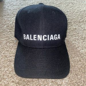 balenciaga hat